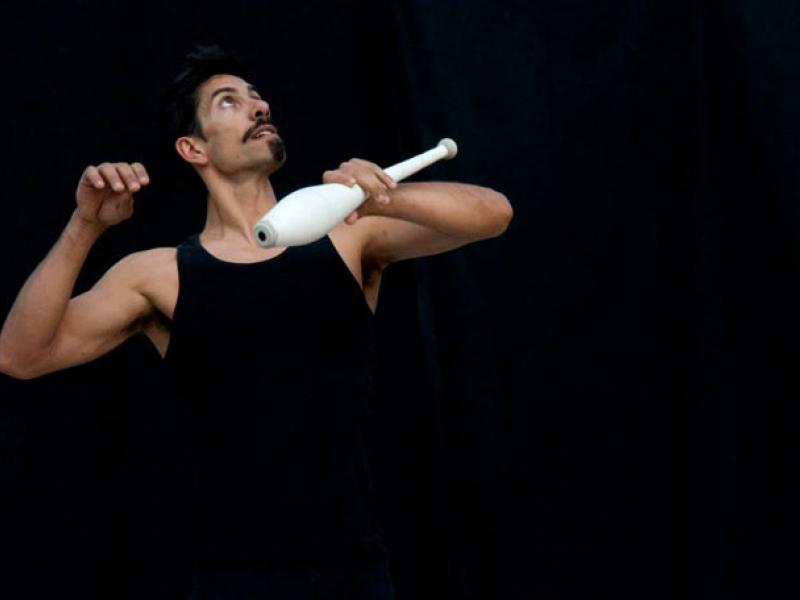 Oberta l'inscripció al curs intensiu d'iniciació al Contact Dance a La Circoteca, amb Igor Llorca