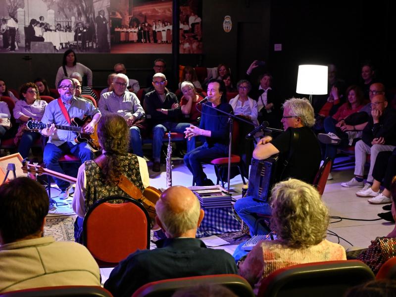 Celebrem els 30 anys amb el suport de Diputació de Tarragona i Amics del Circ de Valls Celebrem els 30 anys amb el suport de Diputació de Tarragona i Amics del Circ de Valls